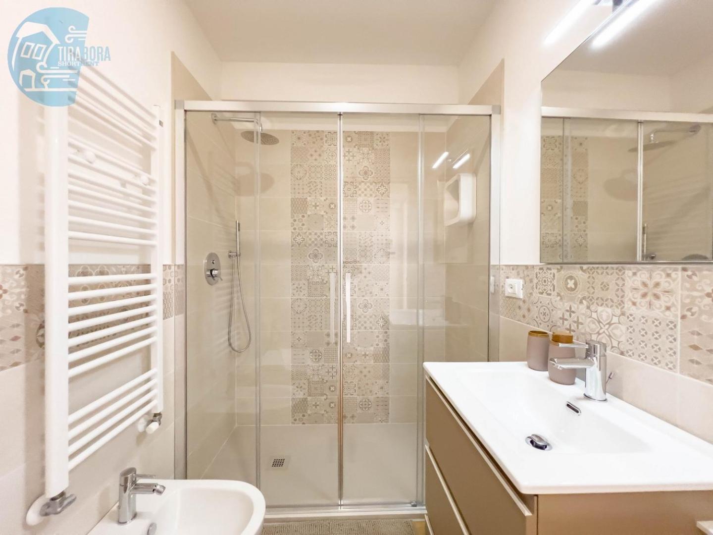 Cassa Di Risparmio 11 Tirabora Short Rent Triest Exterior foto