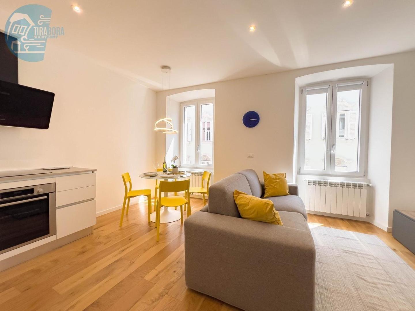 Cassa Di Risparmio 11 Tirabora Short Rent Triest Exterior foto